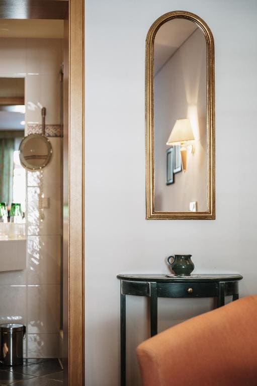 Double Room with Balcony room - Image 1