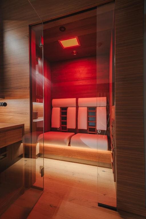 Deluxe Double Room room - Image 2