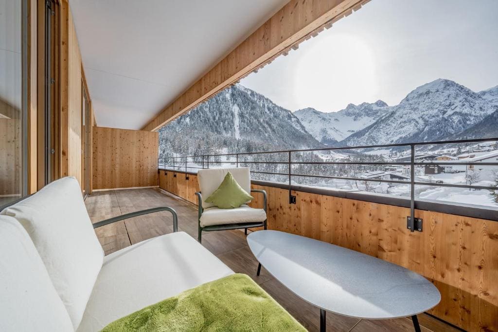 Suite with Sauna room - Image 2