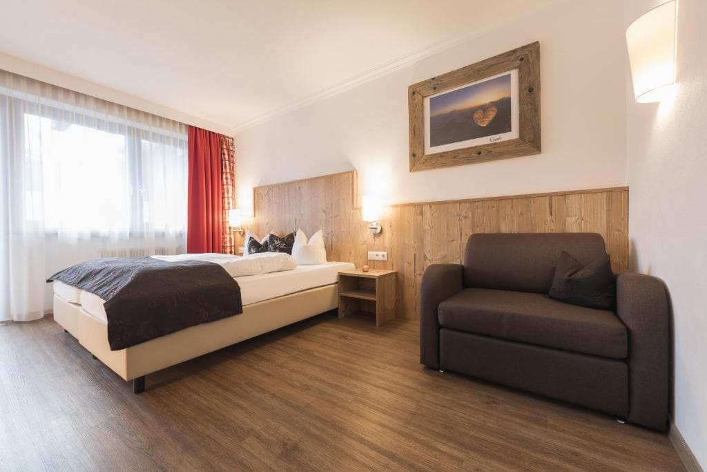 Deluxe Double Room room - Image 3