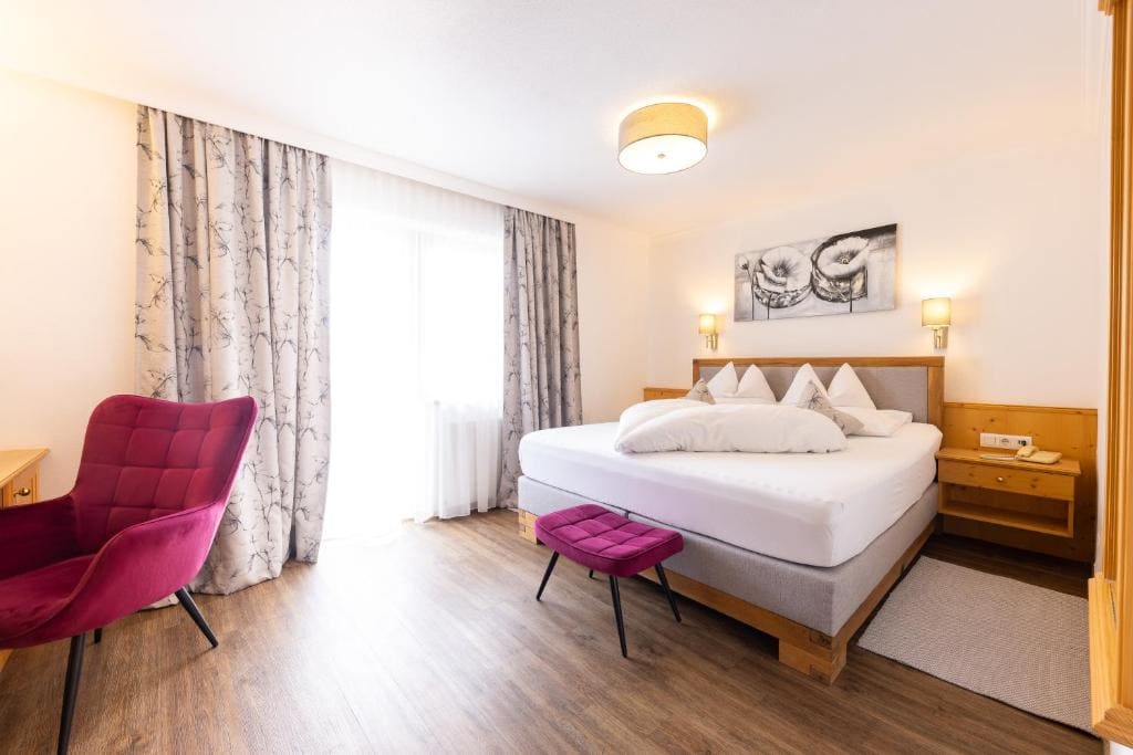 Deluxe Double Room room - Image 1