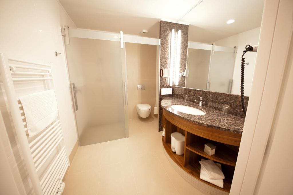 Standard Double Room room - Image 2