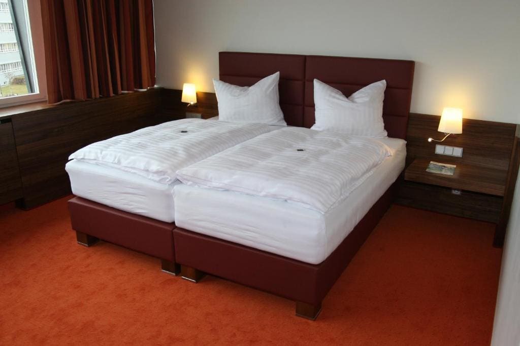 Standard Double Room room - Image 3