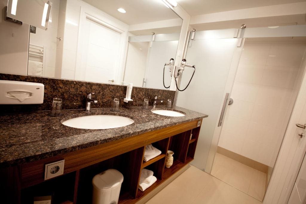Suite room - Image 2