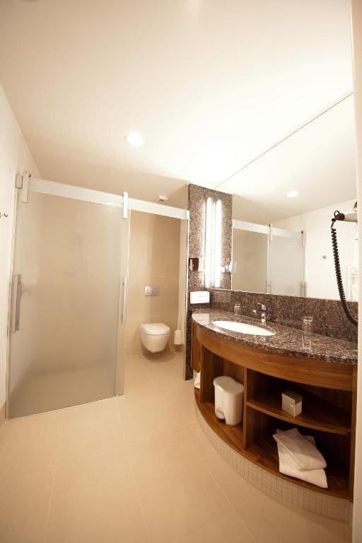 Superior Double Room room - Image 2
