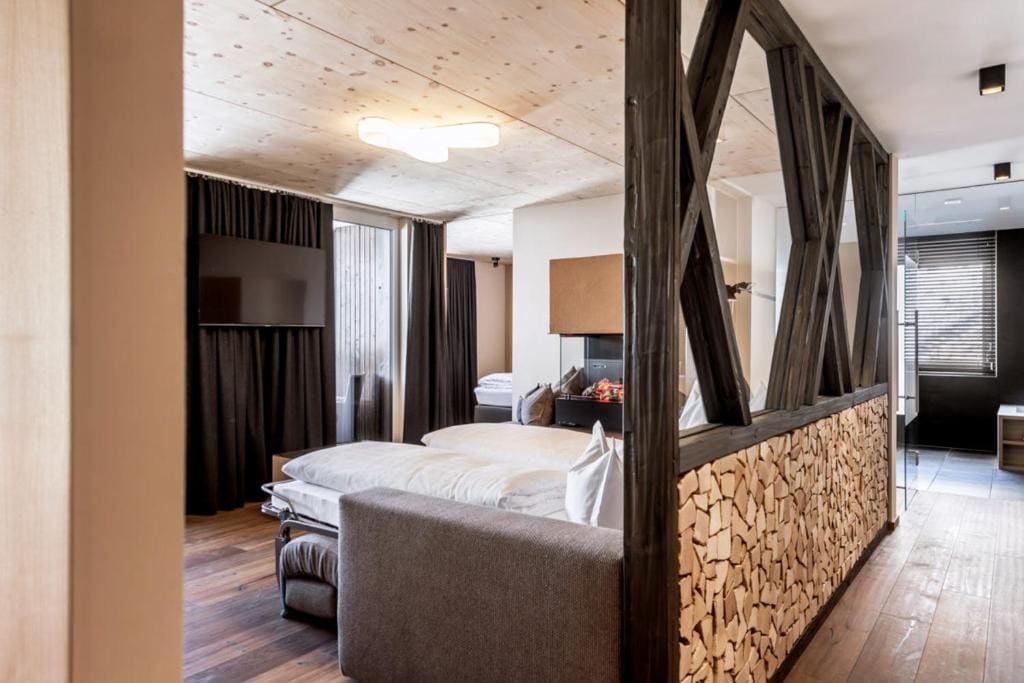 Suite room - Image 2