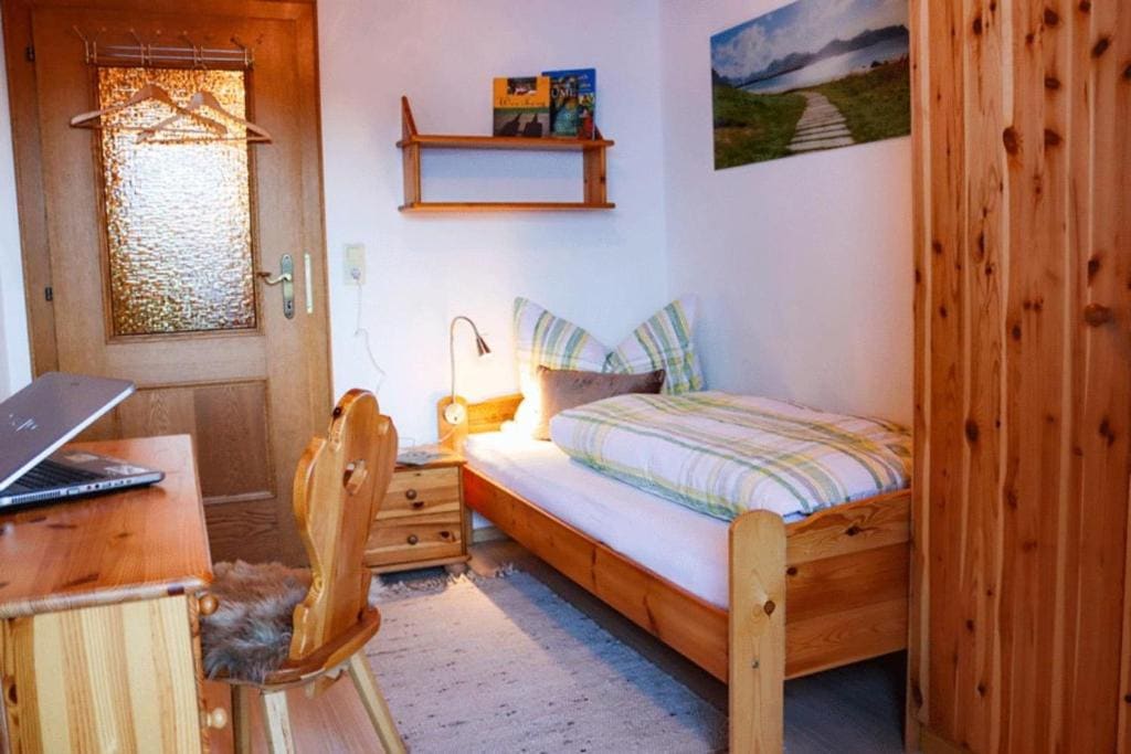 Standard Holiday Home room - Image 1