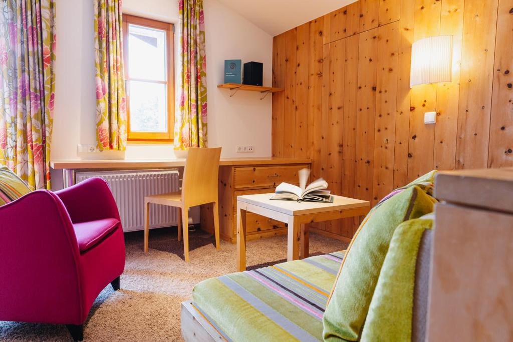 Family Junior Suite room - Image 1