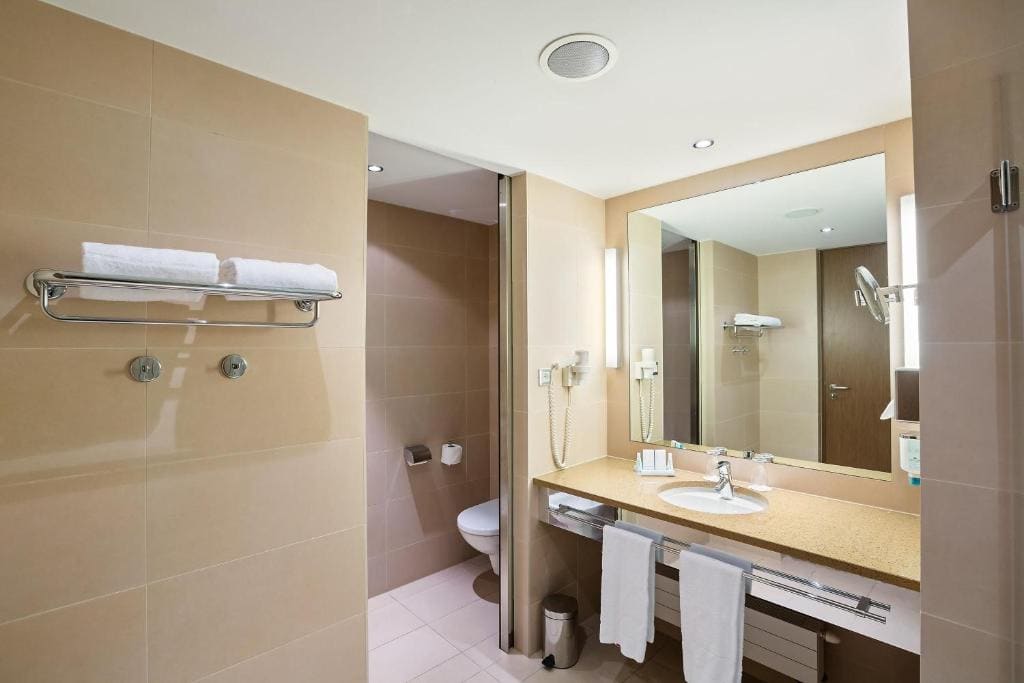 Superior Room room - Image 3