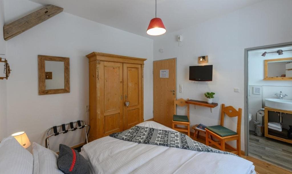 Classic Double Room room - Image 1