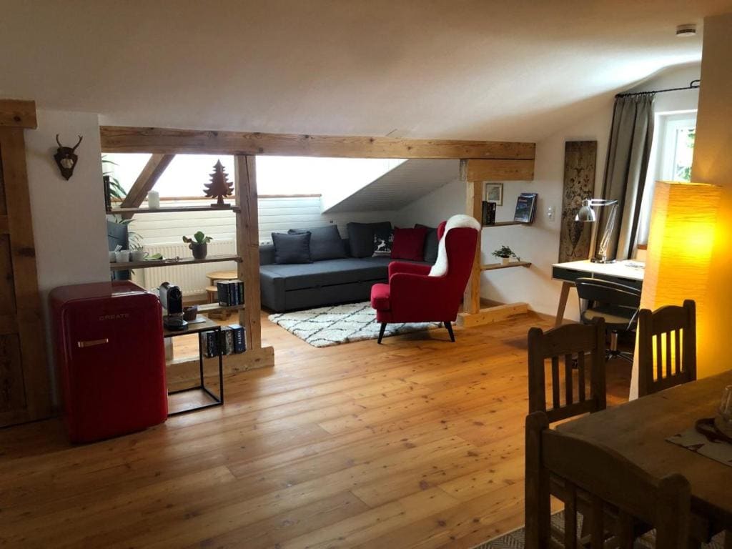 Family Room with Mountain View room - Image 2
