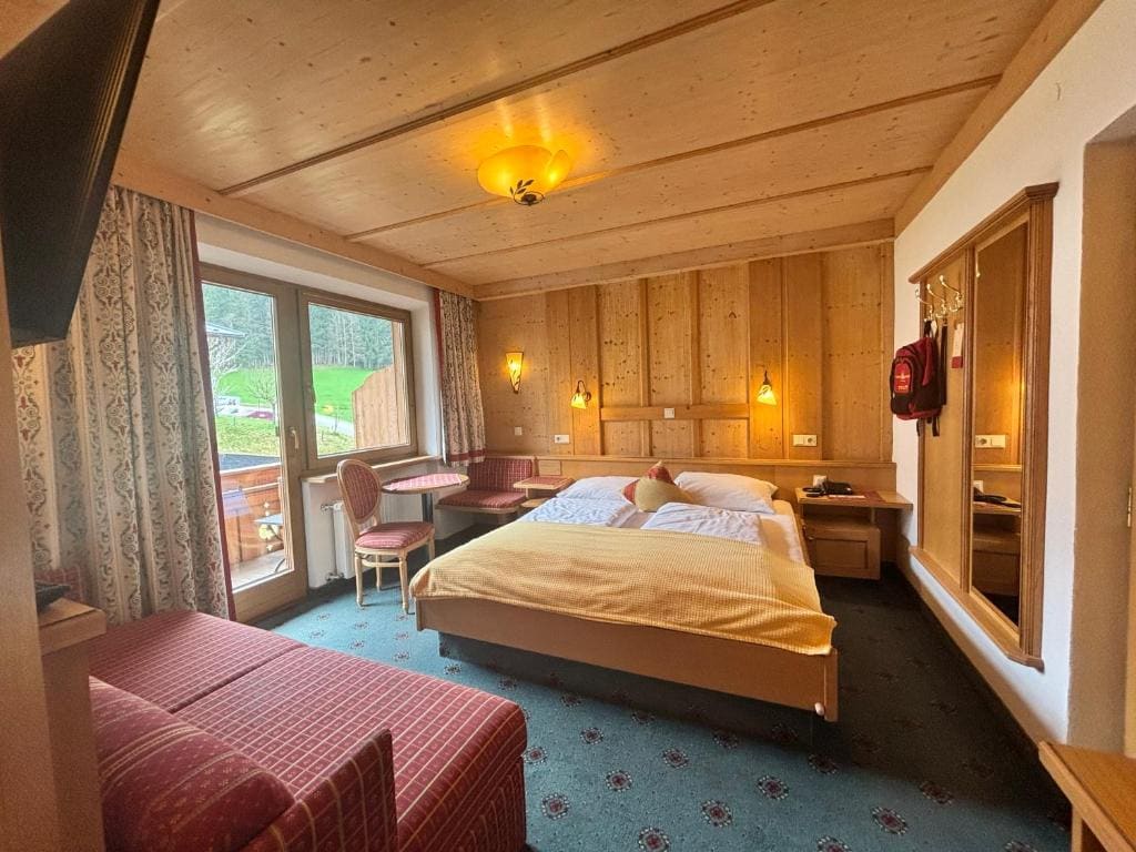 Standard Double Room room - Image 1