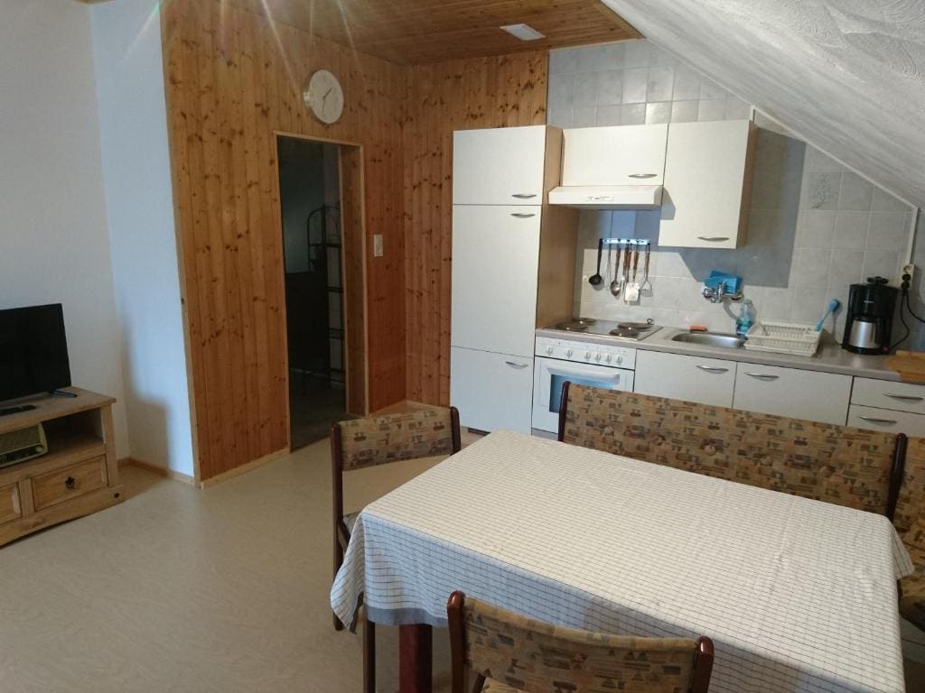 Apartment with Balcony room - Image 3