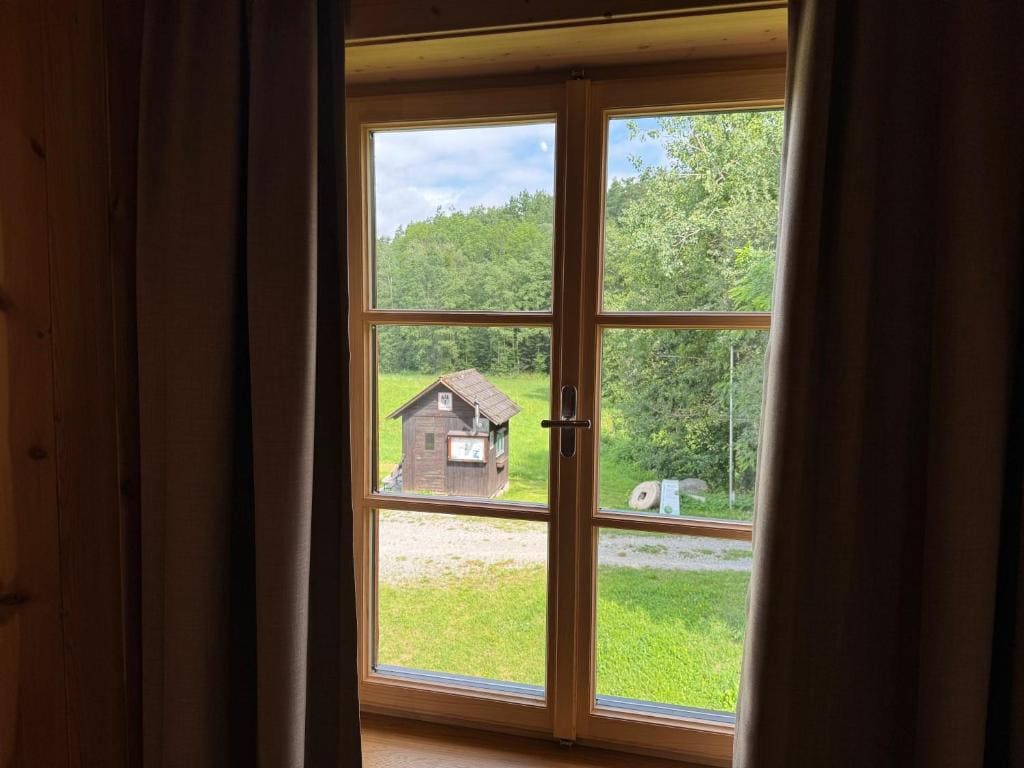 Double Room with Private Bathroom room - Image 2
