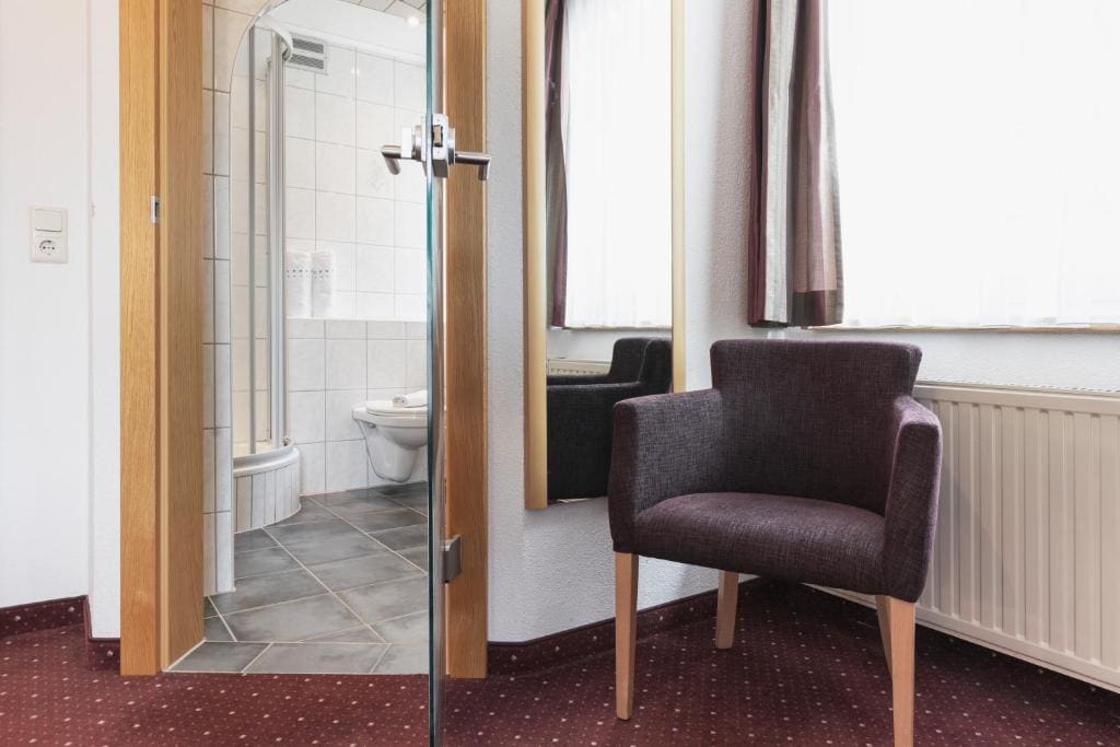 Standard Double Room with Balcony room - Image 2