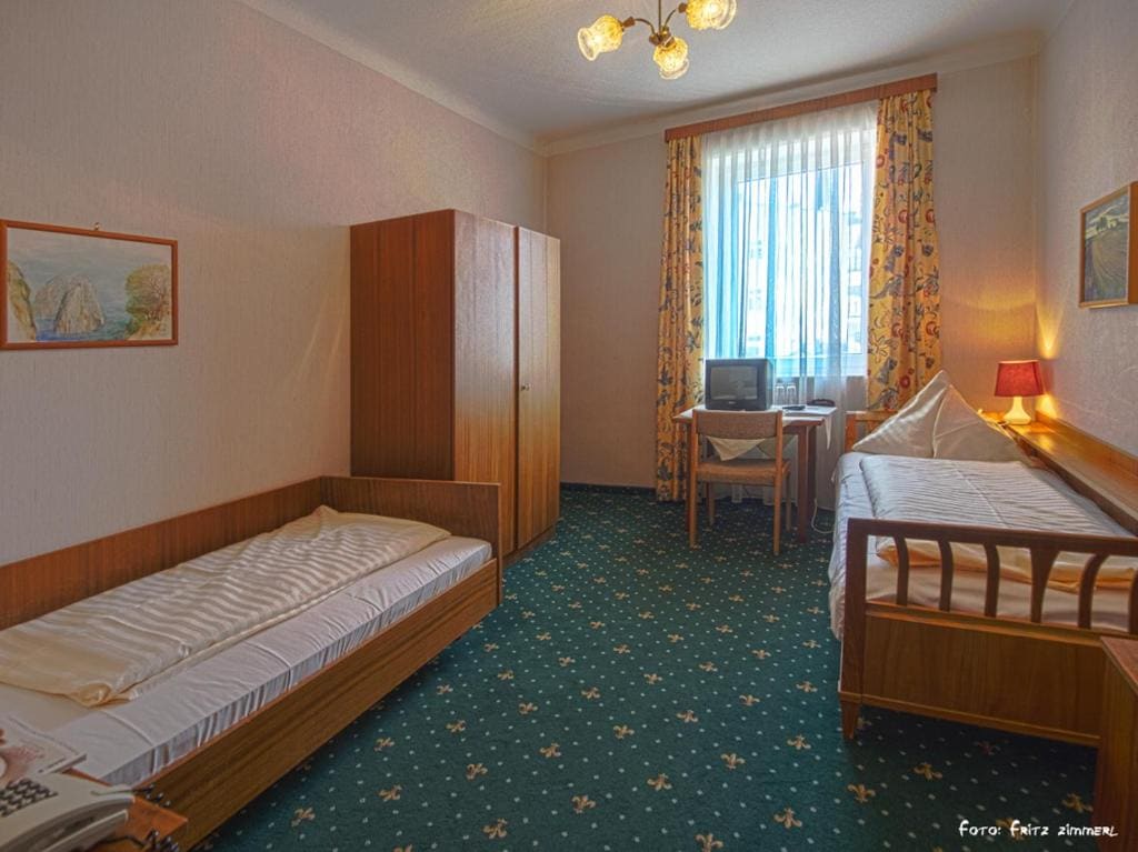 Basic Double Room room - Image 2
