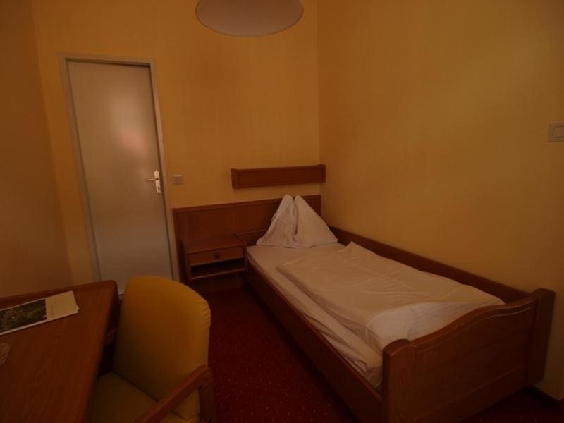 Basic Single Room room - Image 2