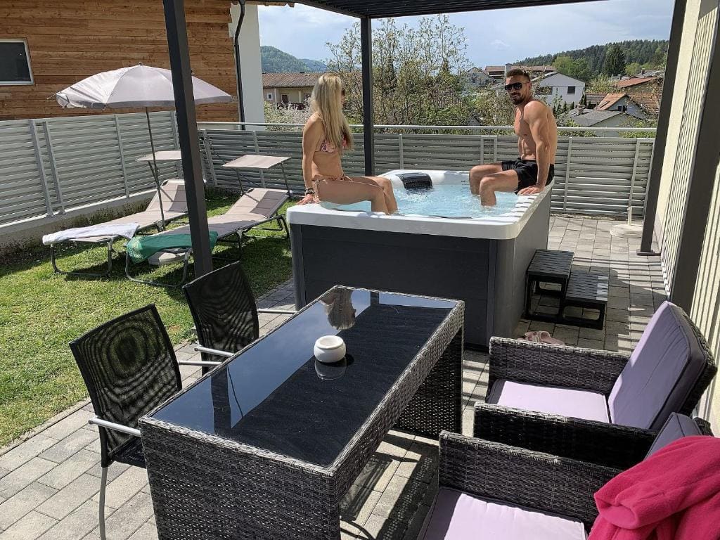 Apartment with Terrace room - Image 1