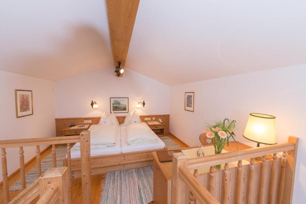 Special Offer - Double Room with Balcony room - Image 1
