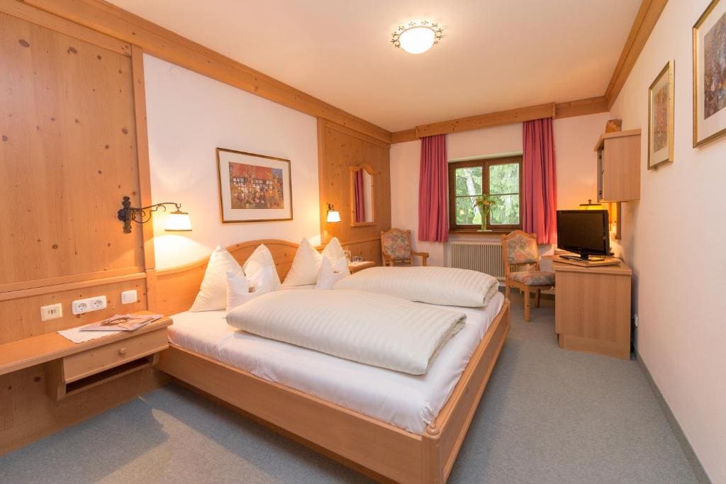 Special Offer - Double Room room - Image 1