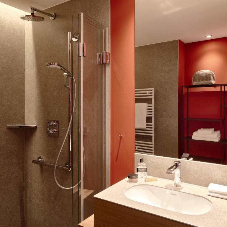 Superior Room with Balcony room - Image 2