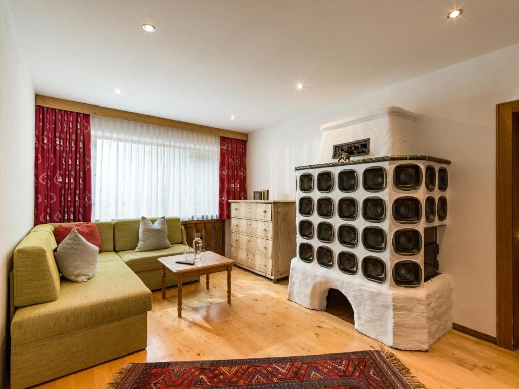 Apartment - Ground Floor room - Image 1