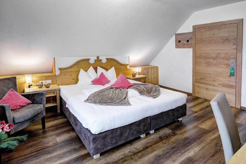 Standard Double or Twin Room room - Image 1