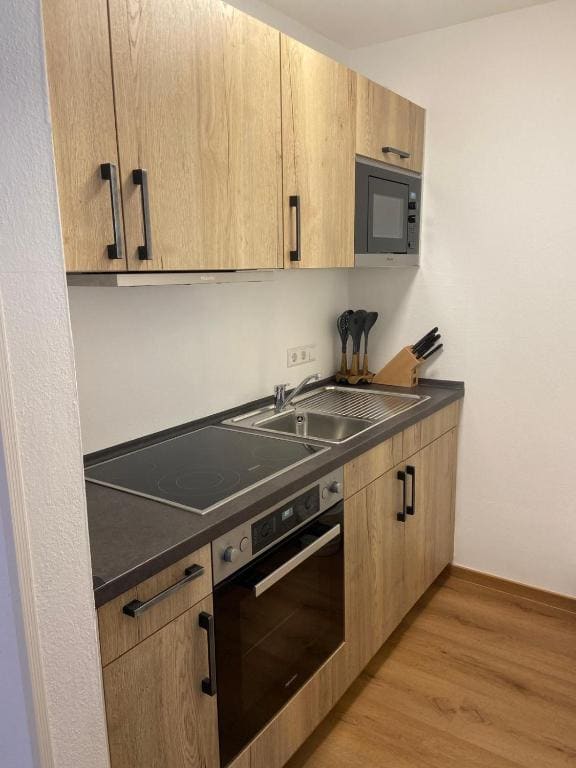 Apartment - Ground Floor room - Image 1