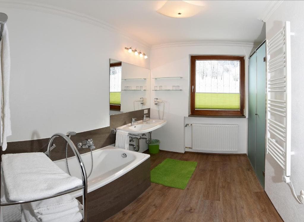 Three-Bedroom Apartment room - Image 3