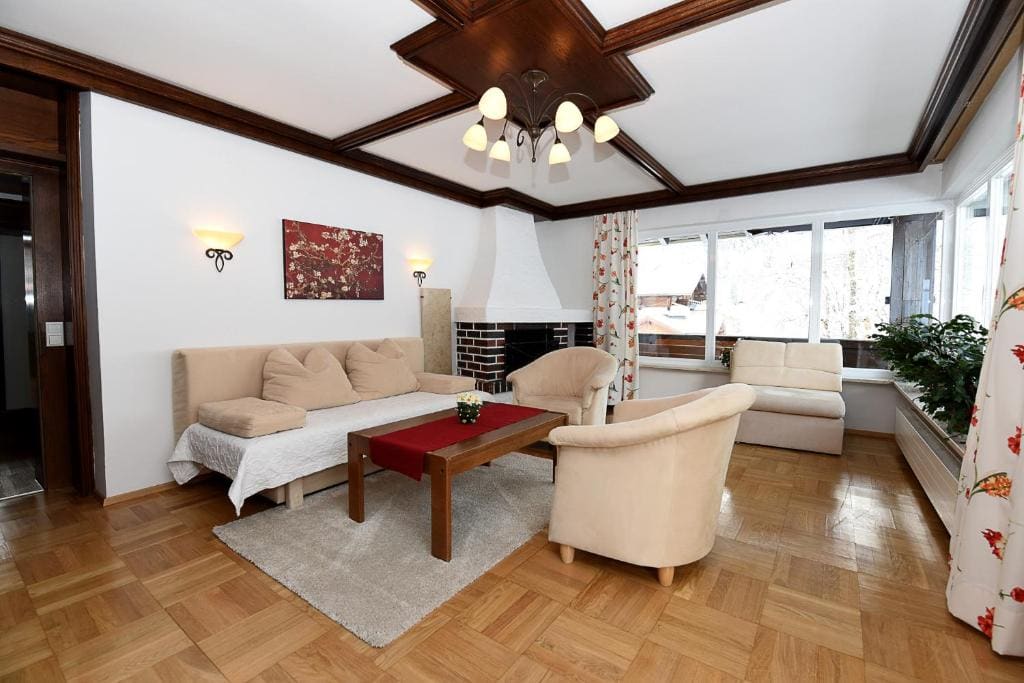 Three-Bedroom Apartment room - Image 2
