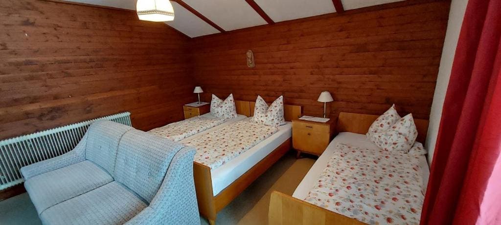 Triple Room with Mountain View room - Image 1