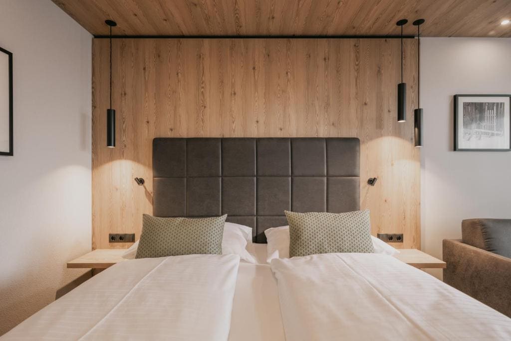 Superior Double Room room - Image 3
