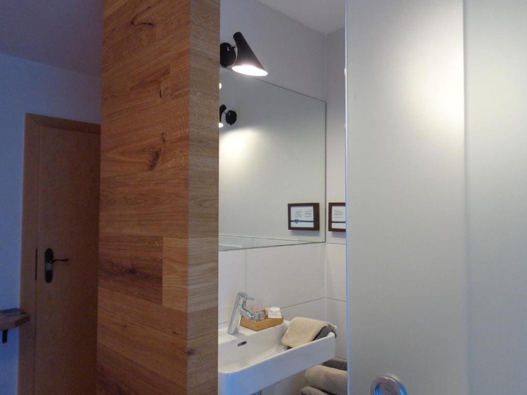 Apartment with Balcony room - Image 2