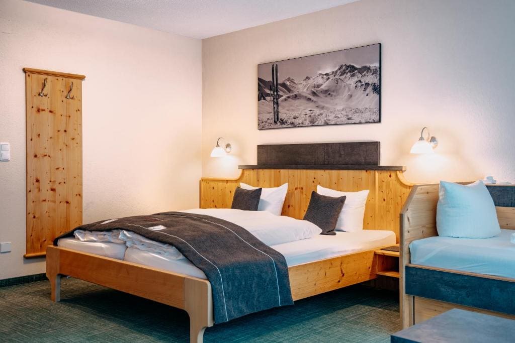 Triple Room with Bath room - Image 3