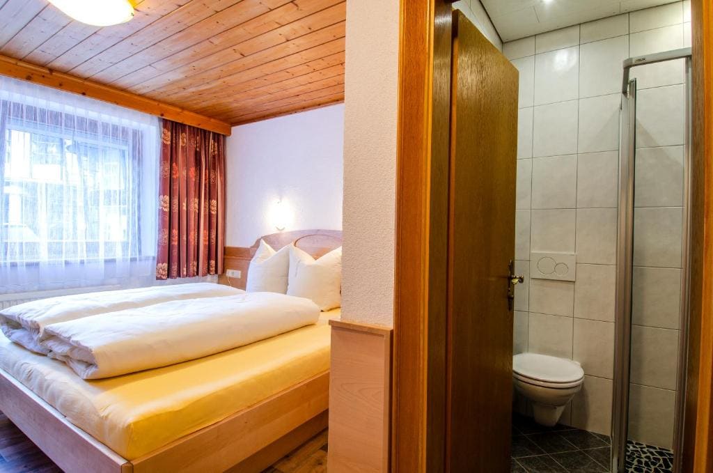 Standard Double Room room - Image 1