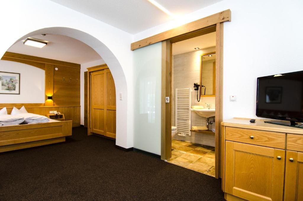 Triple Room with Balcony room - Image 3