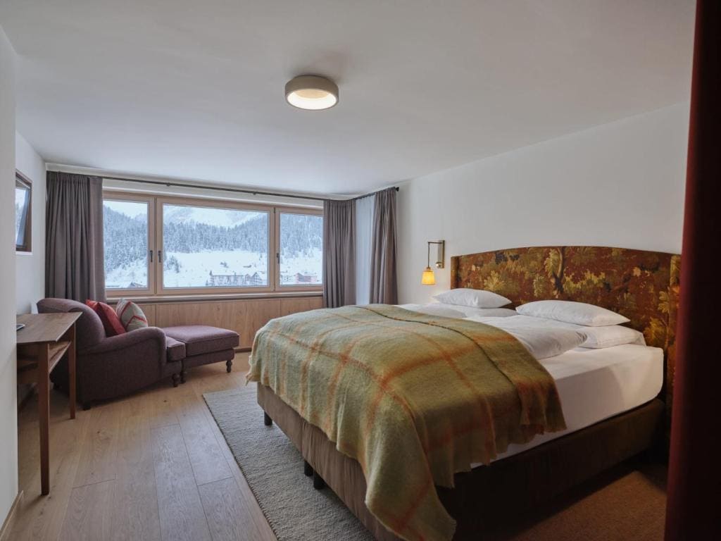 Deluxe Double Room with Balcony room - Image 1