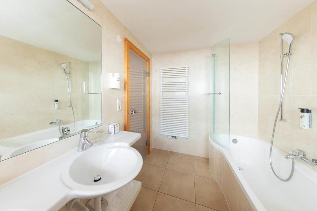 Comfort Double Room room - Image 1