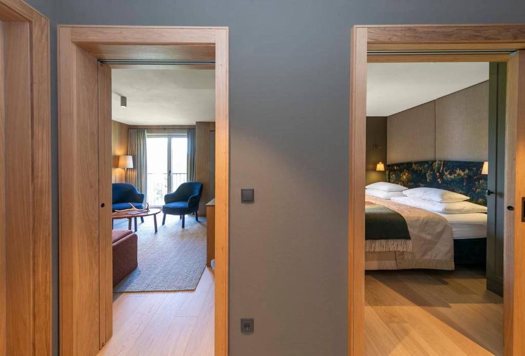 One-Bedroom Suite room - Image 2