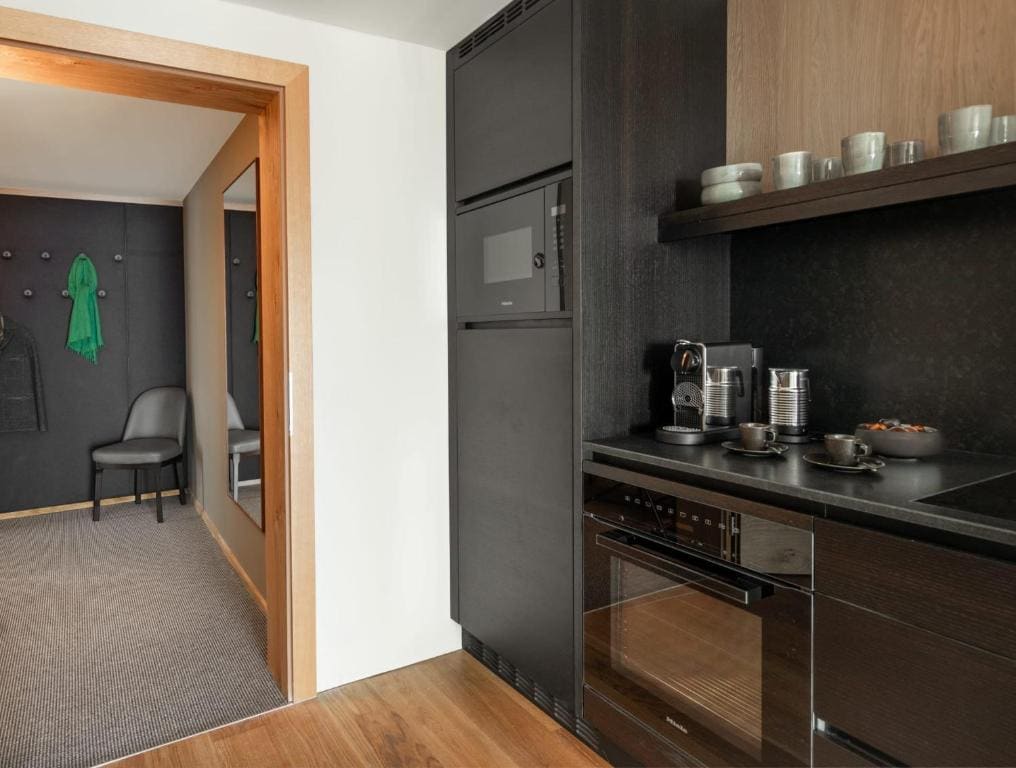 Suite room - Image 3