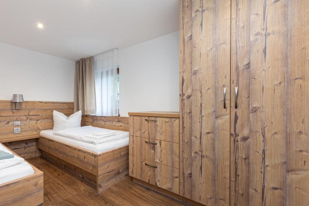 Apartment with Balcony room - Image 2
