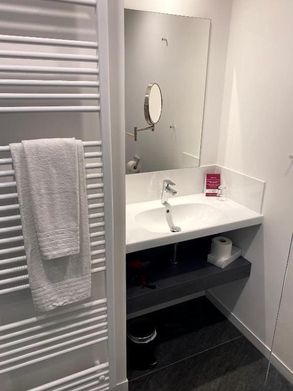 Superior Double Room room - Image 3