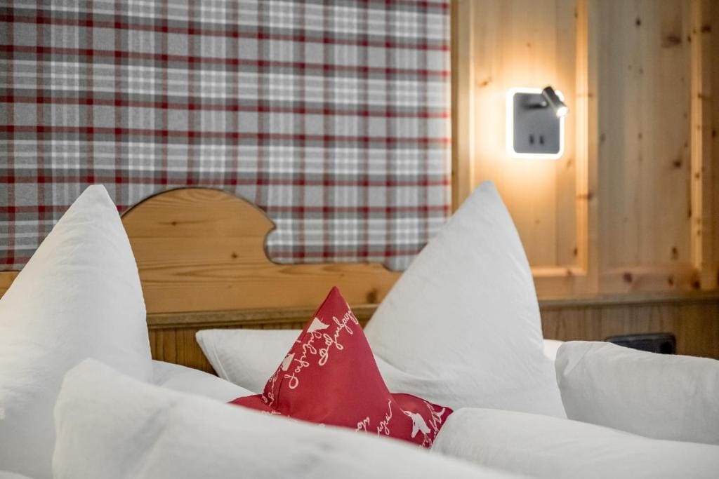 Two-Bedroom Apartment room - Image 3