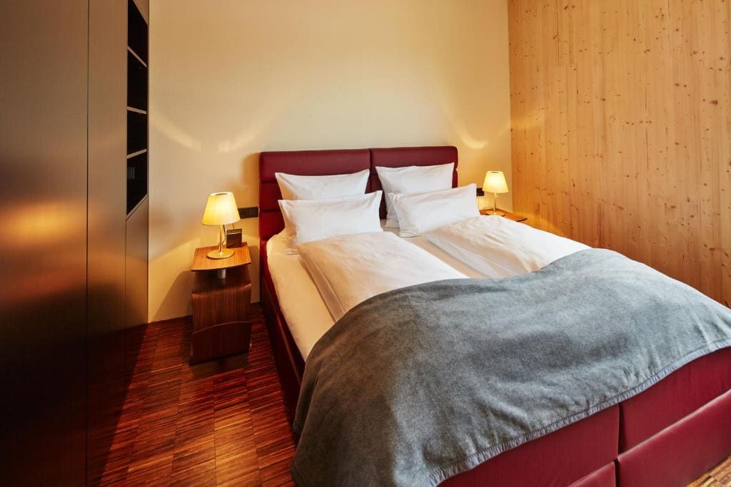 Suite with Garden View room - Image 1