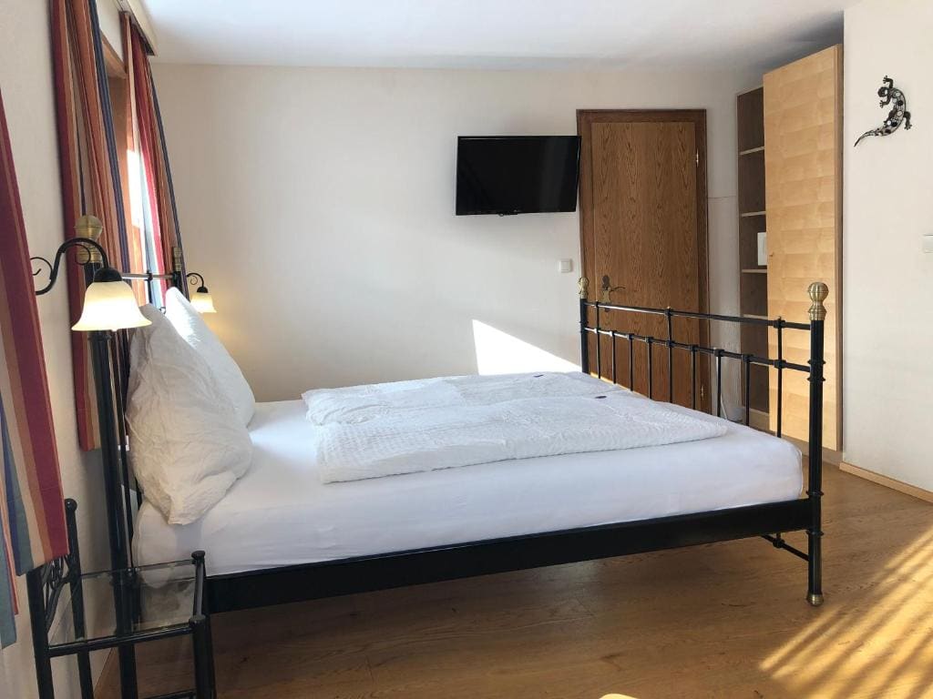 Apartment room - Image 1