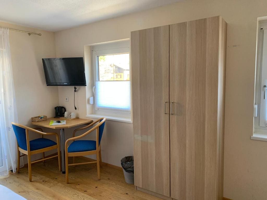 Double Room with Balcony room - Image 1