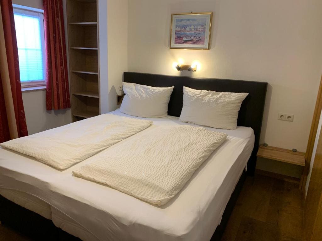 Standard Double Room with Balcony room - Image 1