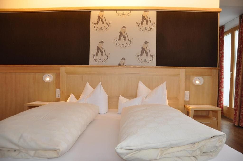 Small Double Room room - Image 1