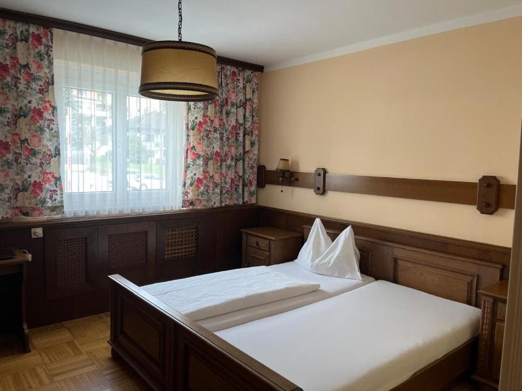 Budget Double Room room - Image 3