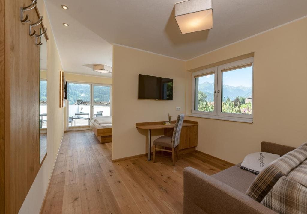 Suite with Terrace room - Image 3